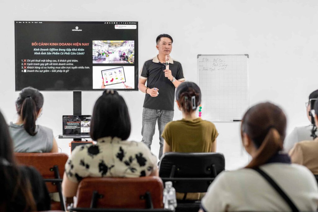 KHÓA HỌC CHỤP ẢNH CHÂN DUNG CƠ BẢN BẰNG MÁY ẢNH